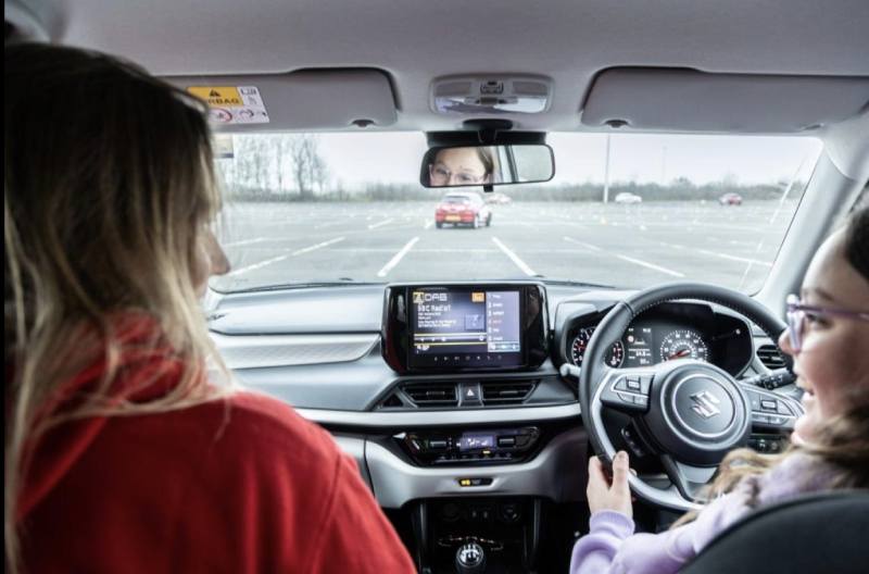 Why Learning to Drive an Automatic Car Is Becoming a Popular Choice in Glasgow