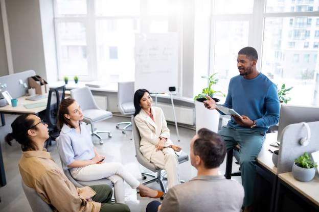 How Workplace Wellbeing Speakers Can Help Create Healthier Work Environments